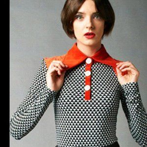 Nuvula mixed fabric top